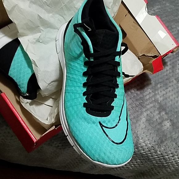 NIKE Free Hypervenom 2 size 12. WORN ONCE - Picture 2 of 8